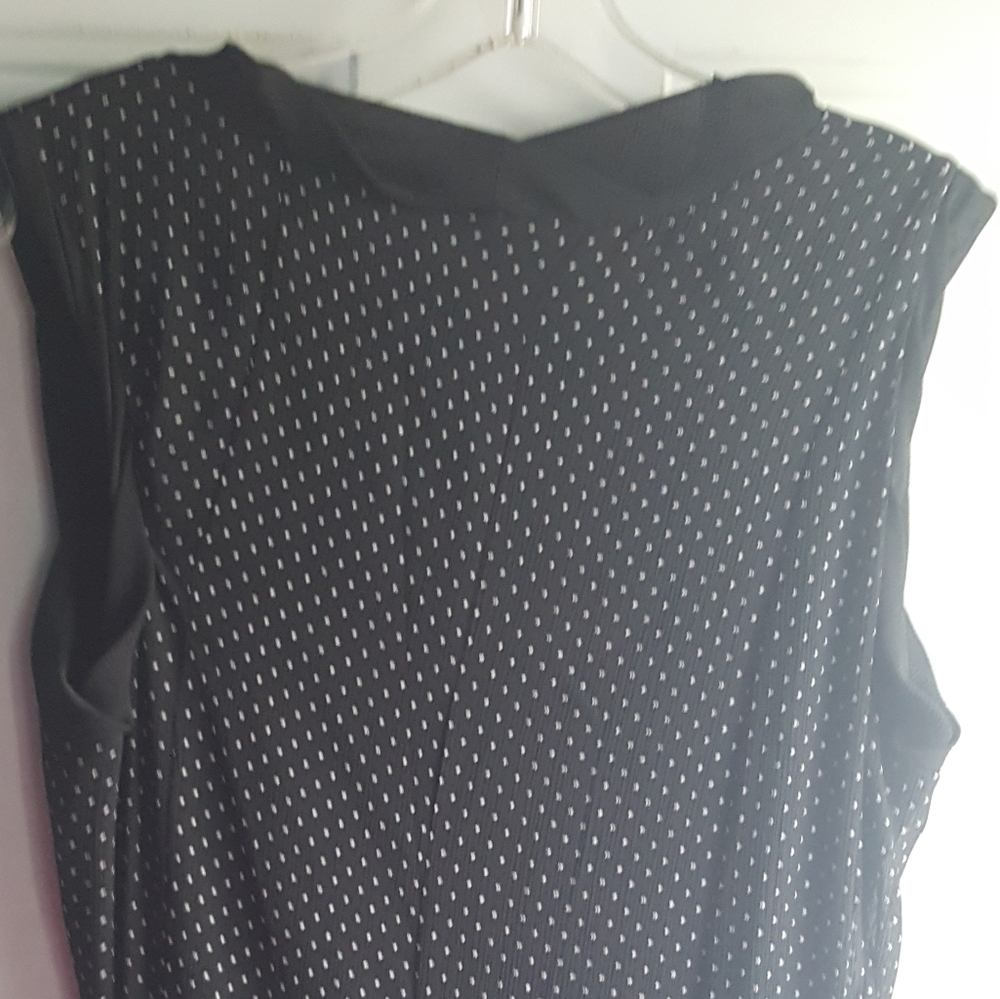 Beautiful Chiffon Black and White Polka Dot dress excellent condition - Picture 2 of 8